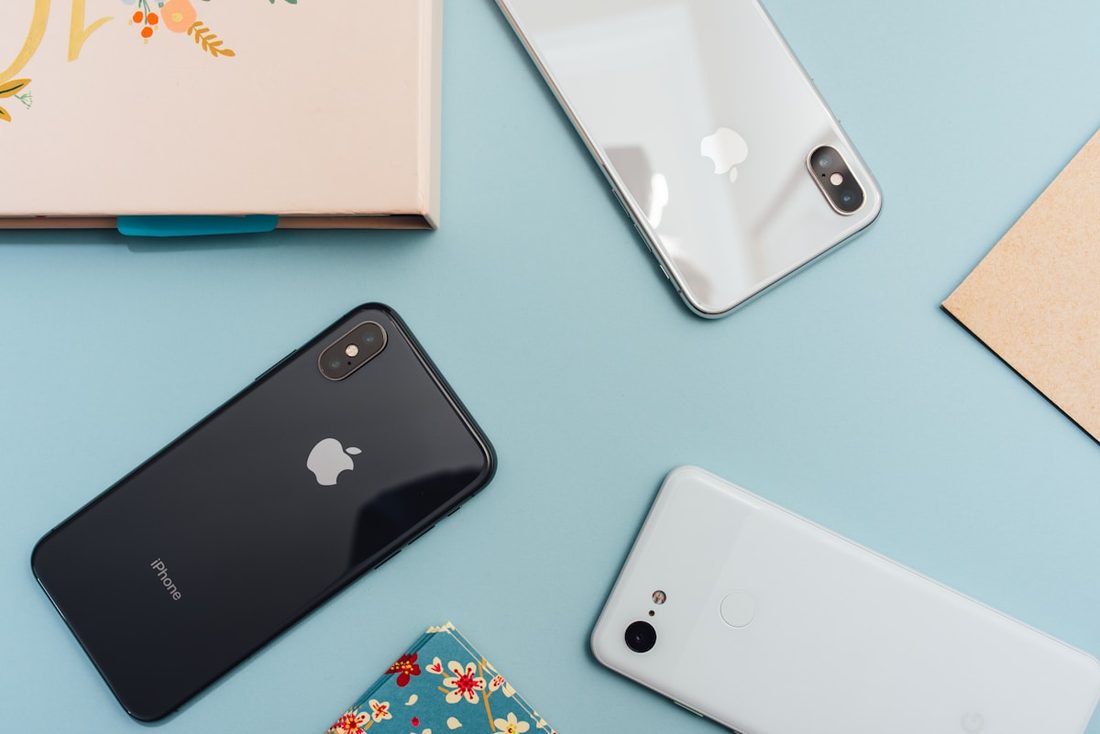 世界杯赔率 APP 赛程与阵容界面示意